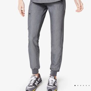 Figs graphite scrub set